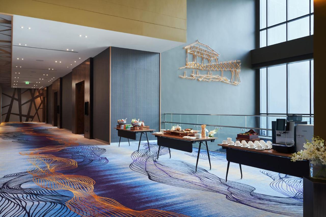 Novotel Marina Sriracha Сирача Экстерьер фото