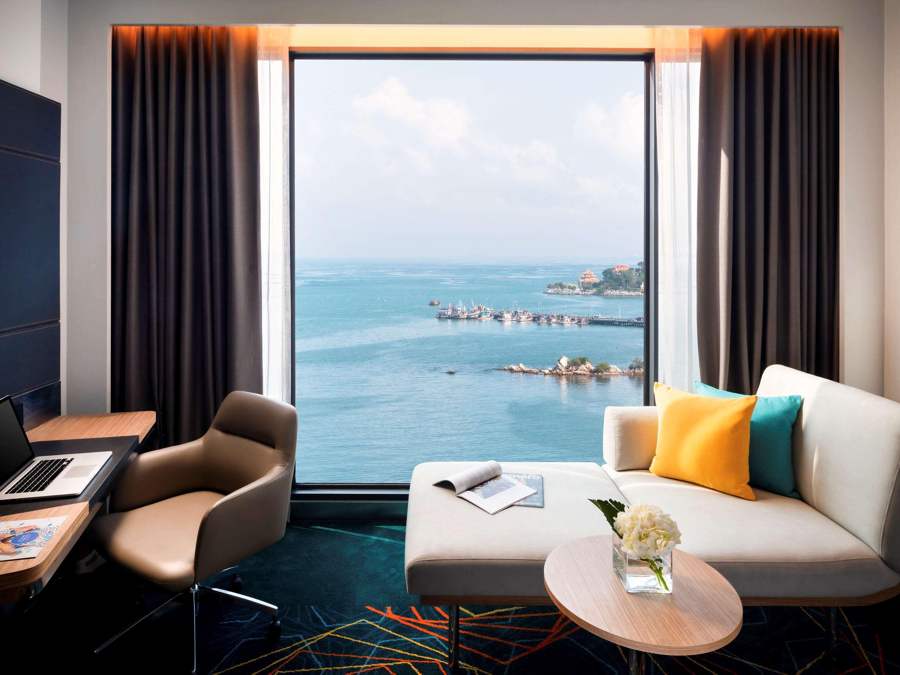 Novotel Marina Sriracha Сирача Экстерьер фото