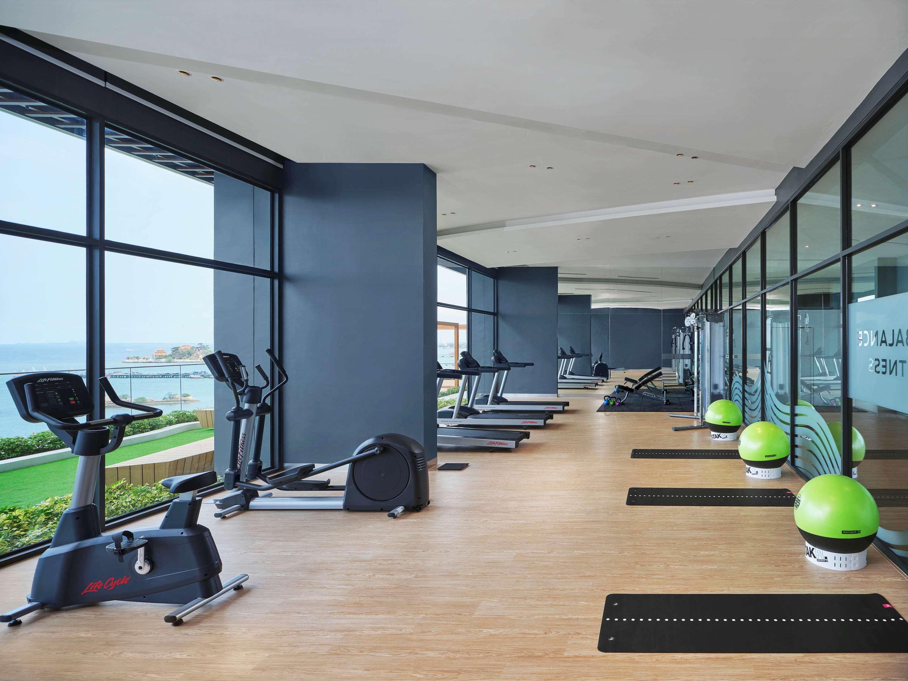 Novotel Marina Sriracha Сирача Экстерьер фото