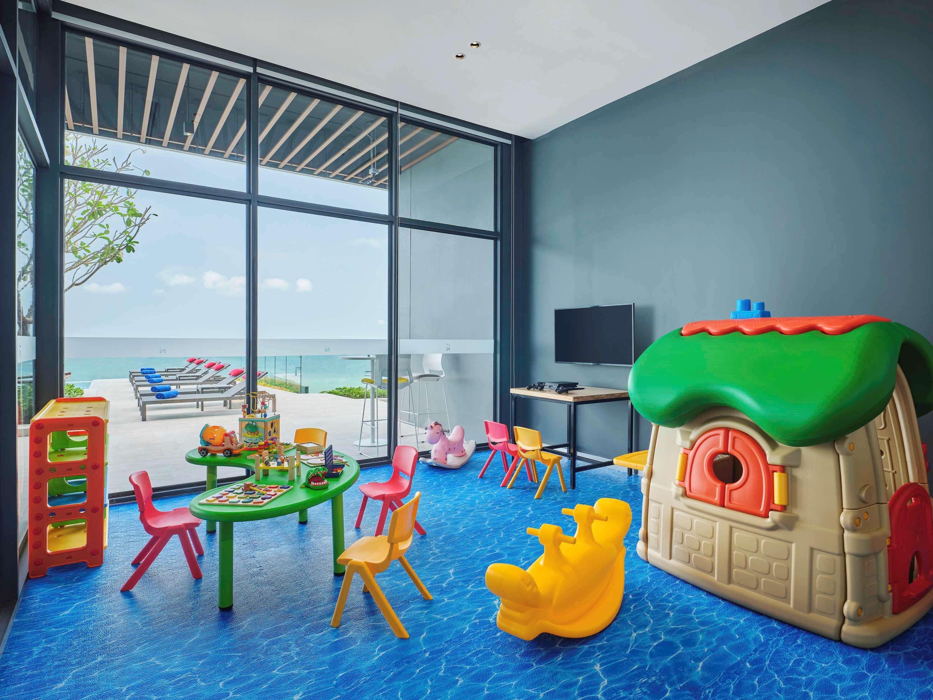 Novotel Marina Sriracha Сирача Экстерьер фото